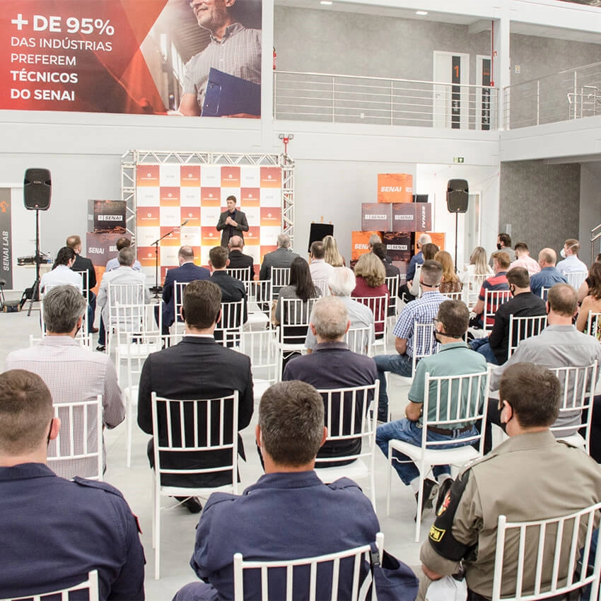 Centro de Formação Profissional do SENAI é inaugurado em Flores da Cunha