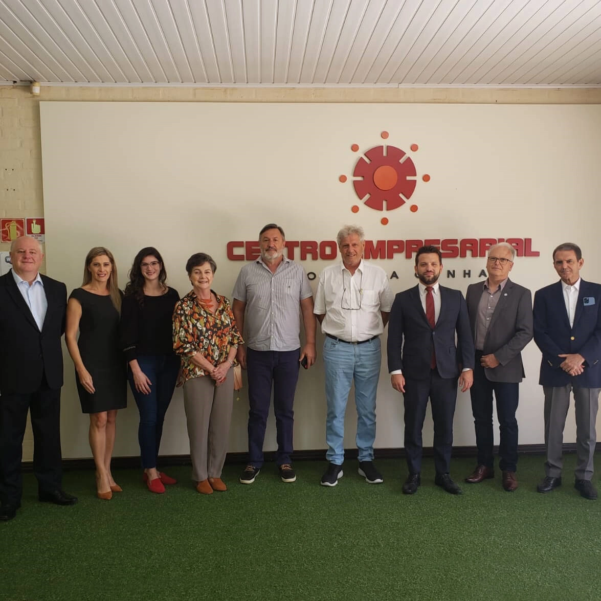 Cônsul-Geral da Itália em Porto Alegre visita o Centro Empresarial de Flores da Cunha